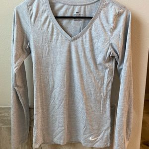 Nike dry fit long sleeve shirt XS